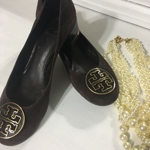 Tory Burch Chelsea Pumps